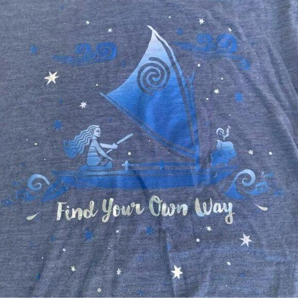 Disney womens v-neck short sleeve t-shirt with Moana in blue -M - Picture 4 of 6